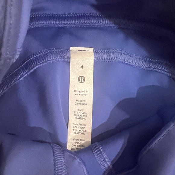Lululemon Everlux and Mesh Super-High-Rise Training Tight 25" - Size 4 (NWT) - Picture 6 of 8
